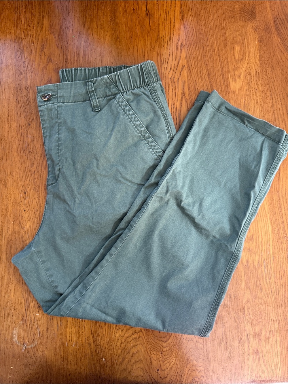 Women’s Old Navy Casual Olive Green Chinos